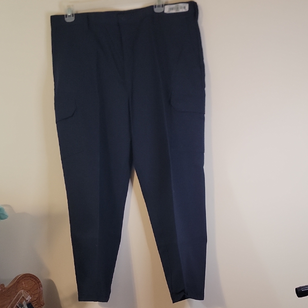 Cintas Navy Cargo Stretch Pants NWT